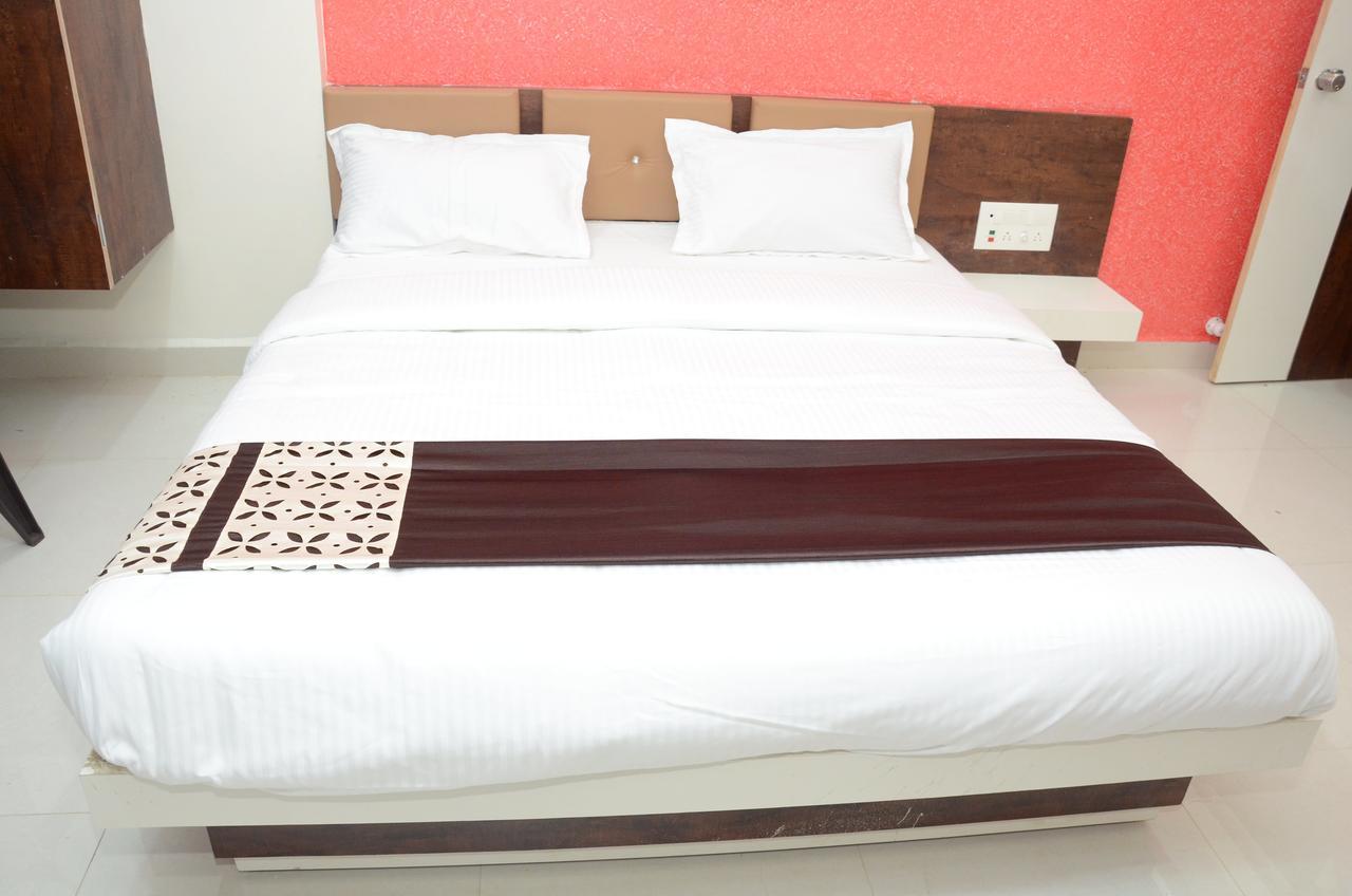 Hotel Bansidhar Somnath Exterior photo