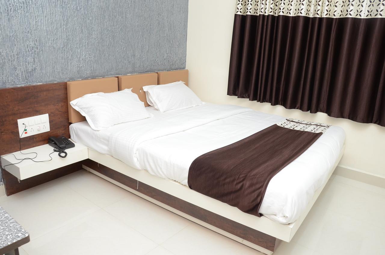 Hotel Bansidhar Somnath Exterior photo