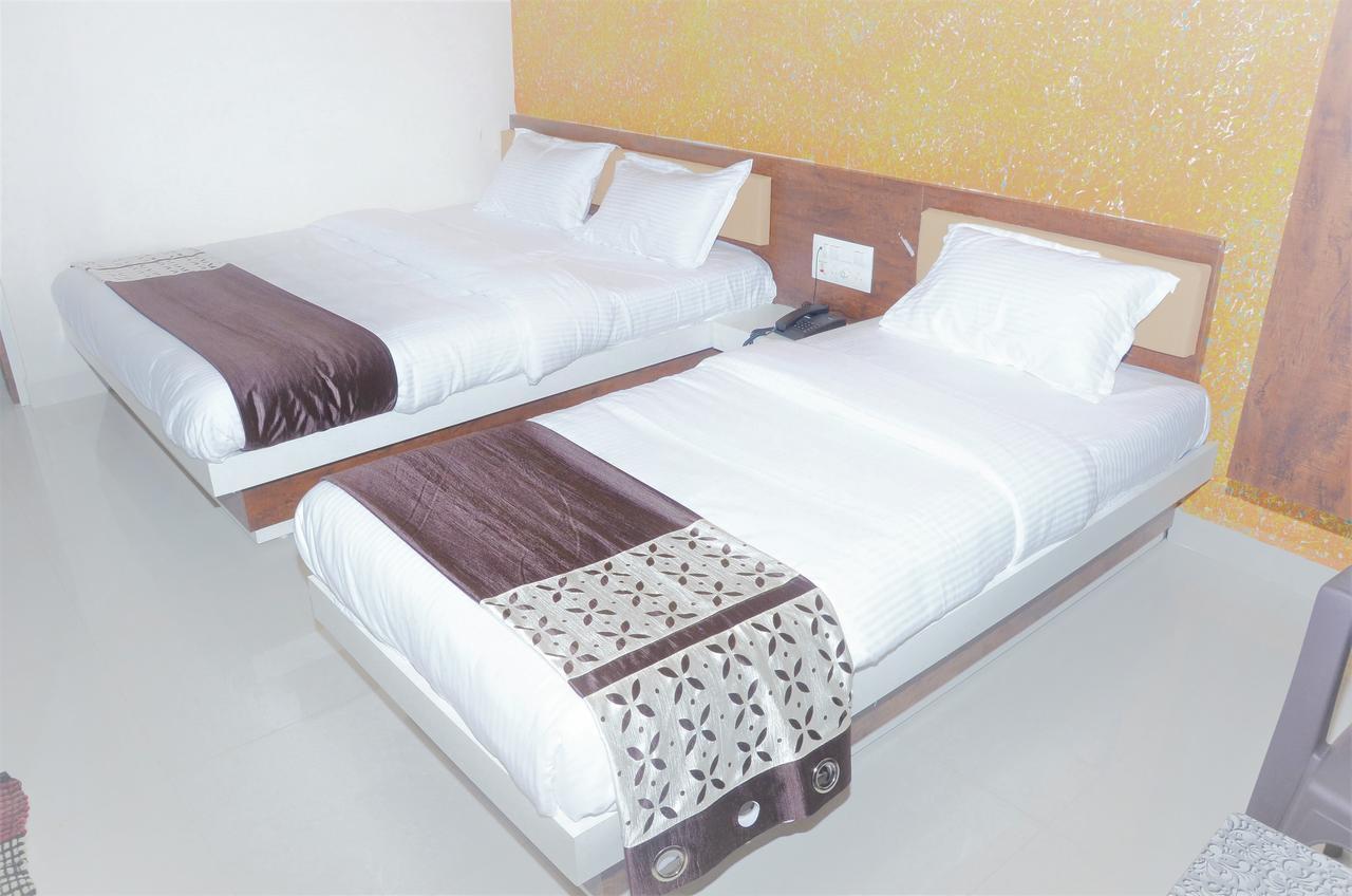 Hotel Bansidhar Somnath Exterior photo